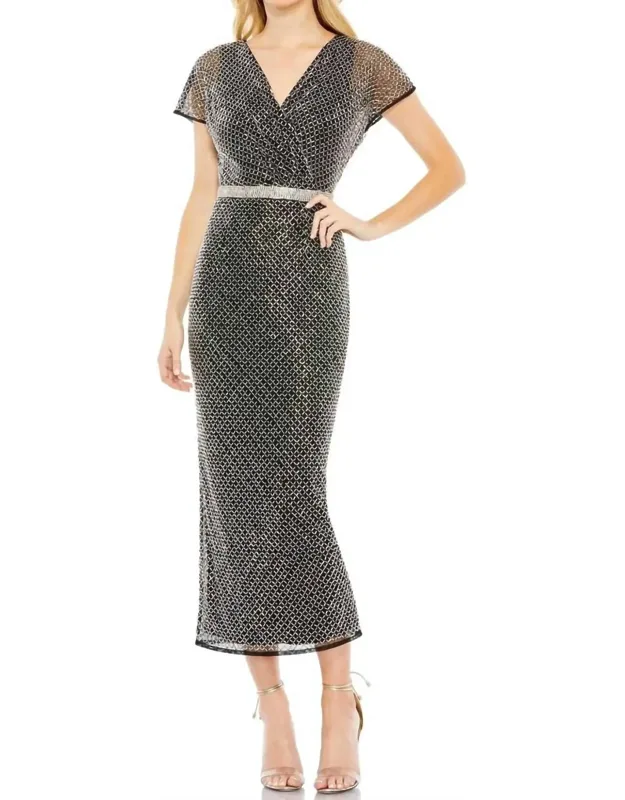 V-neck Cap Sleeve Formal Dress