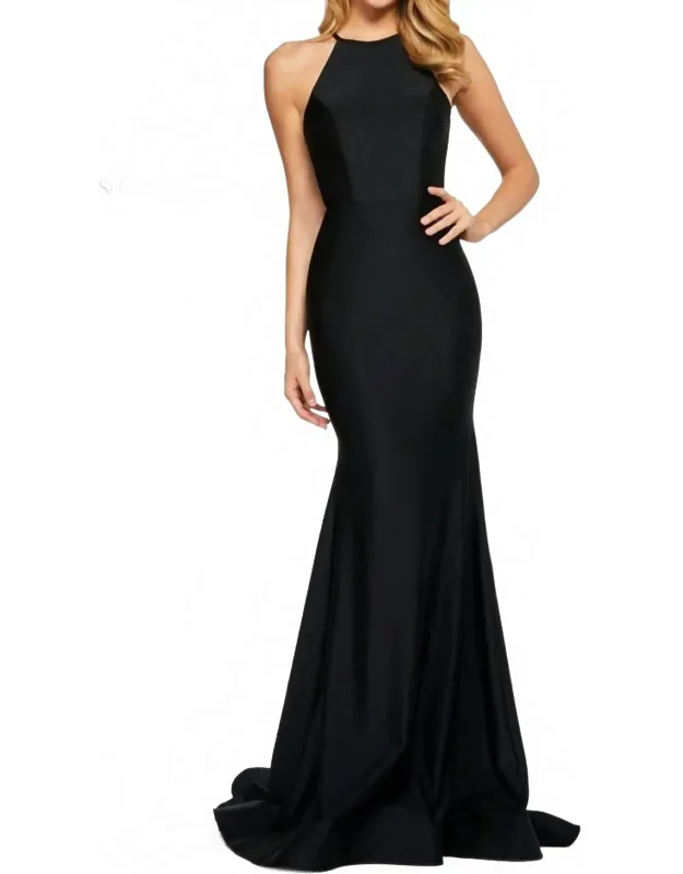 Elegant Cutout Back Dress