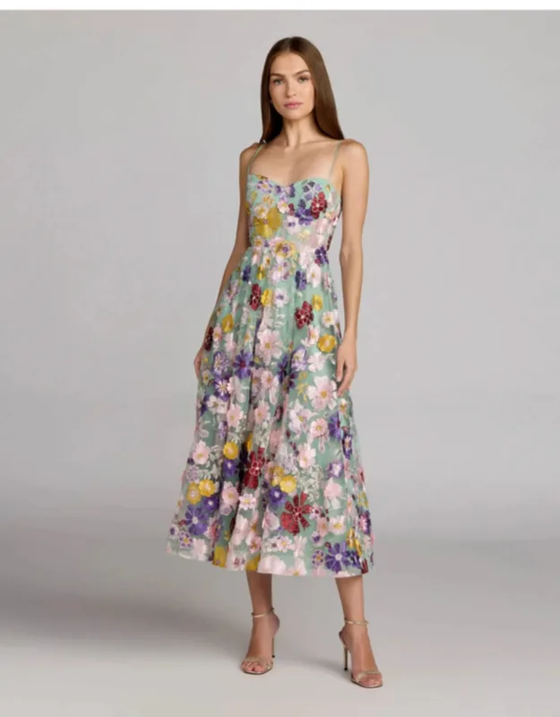Sweetheart Neck Embroidered Midi Dress