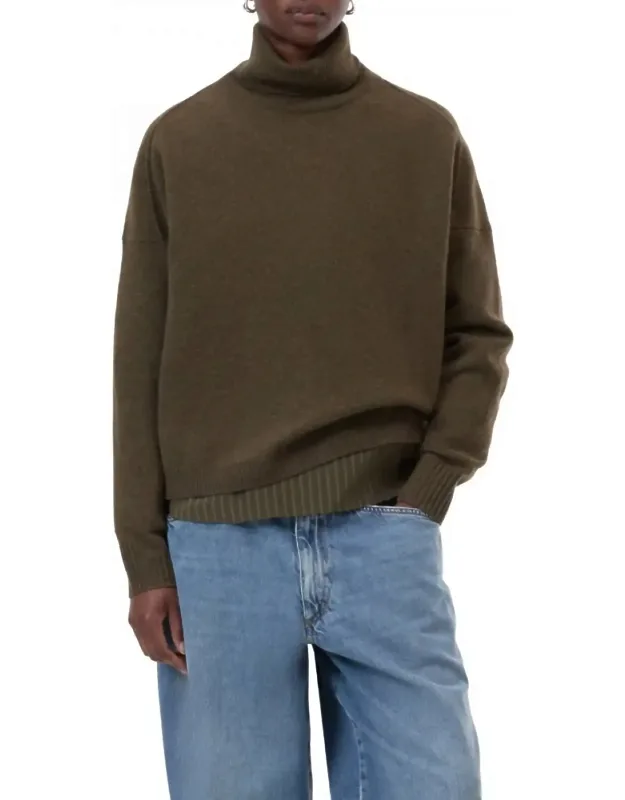 Rolli Long Sleeve Sweater