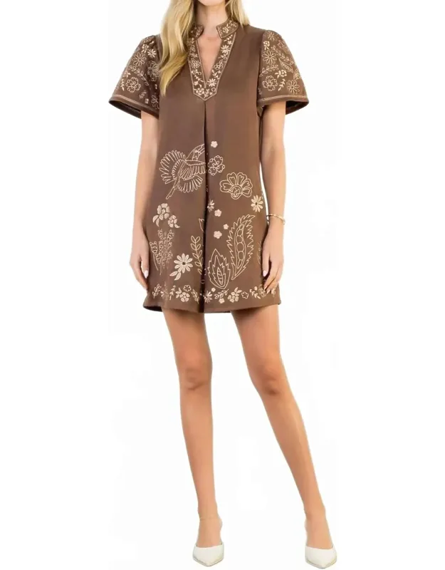 Short Sleeve Embroidered Detail Dress