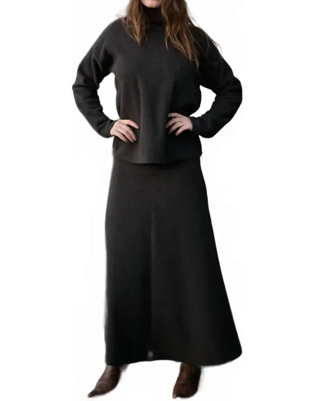 Fleece Long Flared Skirt