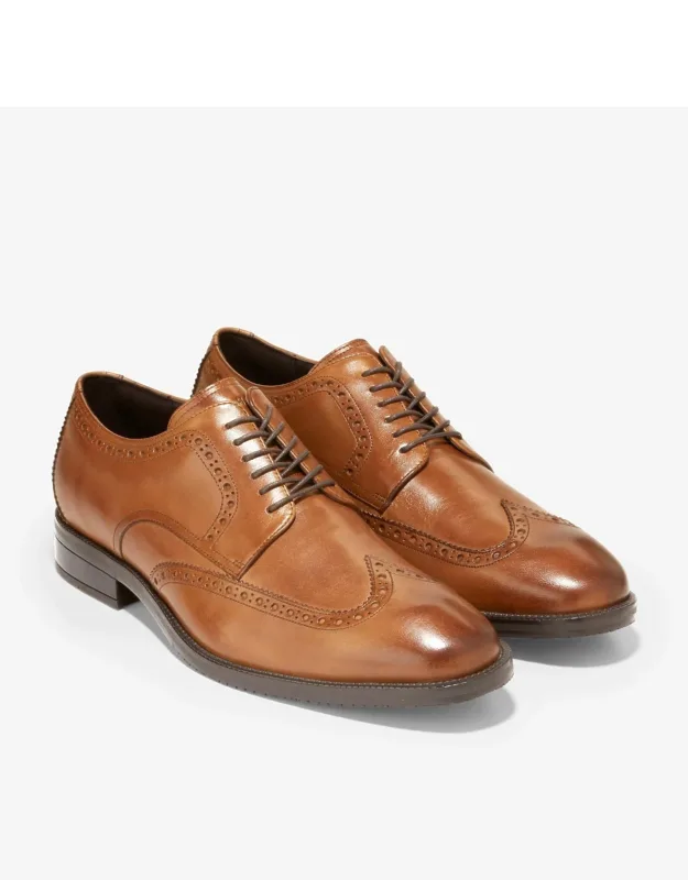 Modern Essentials Oxford Wingtip Dress Shoes