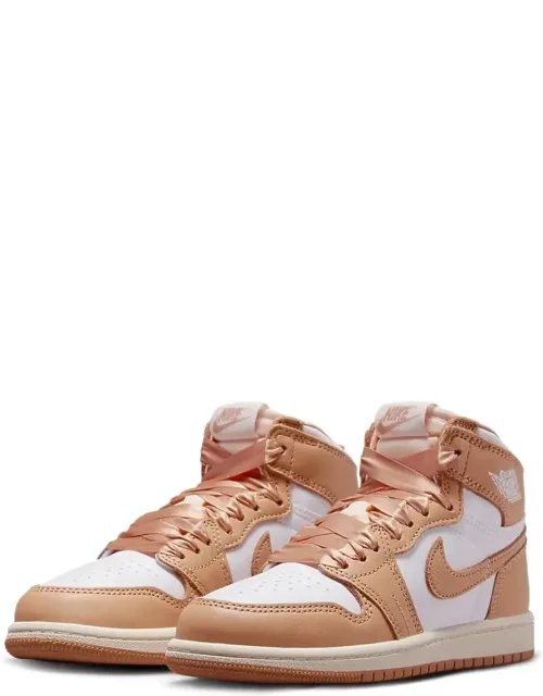Jordan Retro High Sneaker