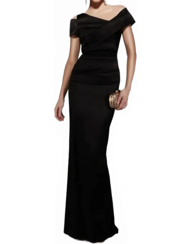 Asymmetric Neck V-back Dress