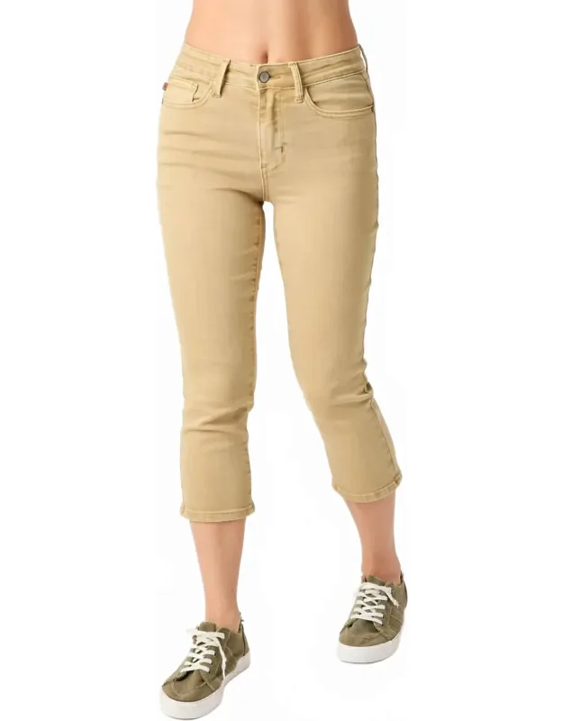 Mid Rise Capri Pants