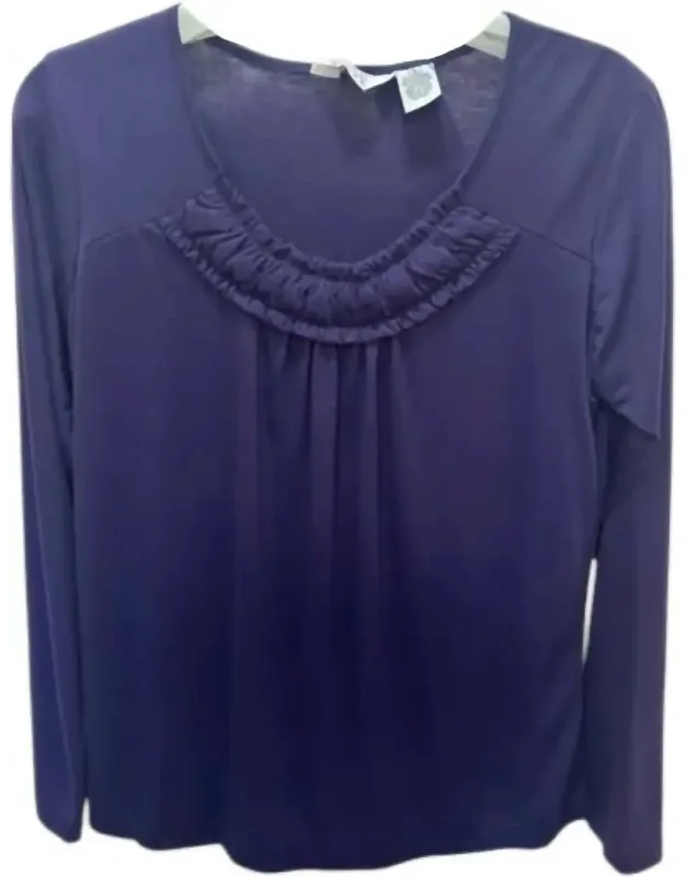 Scoop Neck Long Sleeve Tee