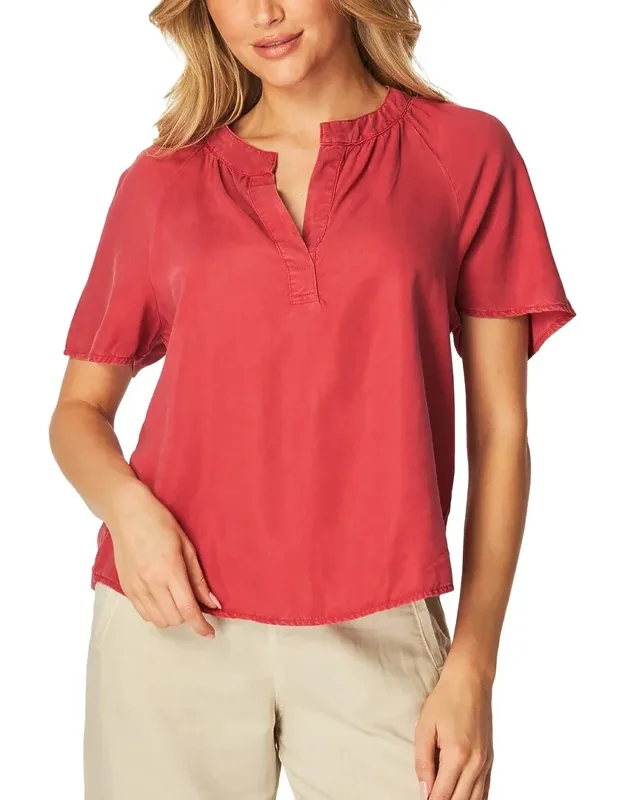 Flowy Short Sleeve Pullover