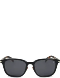 Classic Square Frame Sunglasses