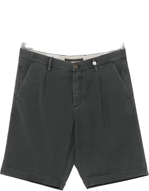 Pleated Shorts