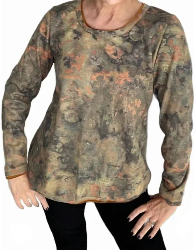 Long Sleeve Sweatshirt