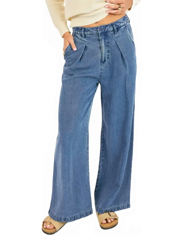 Pouring Pants