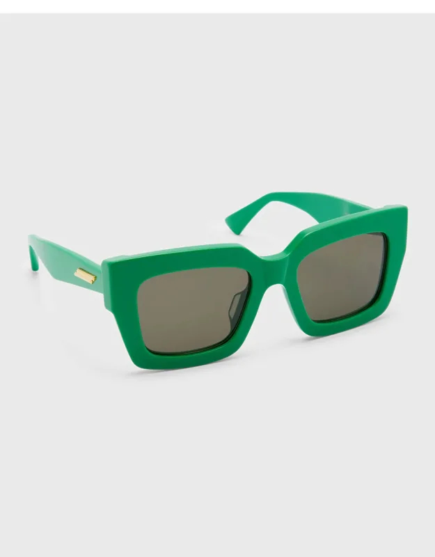 Raised Logo Acetate Cat-eye Sunglass