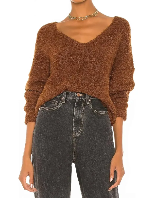 Icing V-neck Pullover