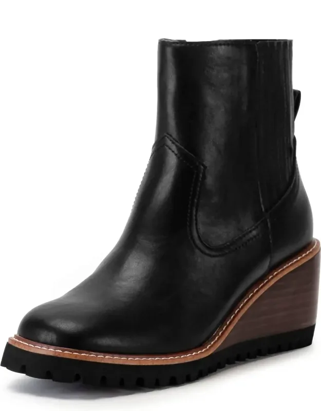 Immix Wedge Boots