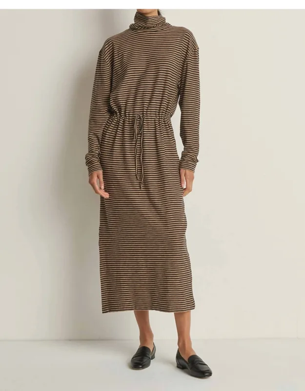 Mariel Long Sleeve Midi Dress