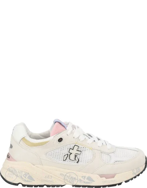 Sneaker "mased"