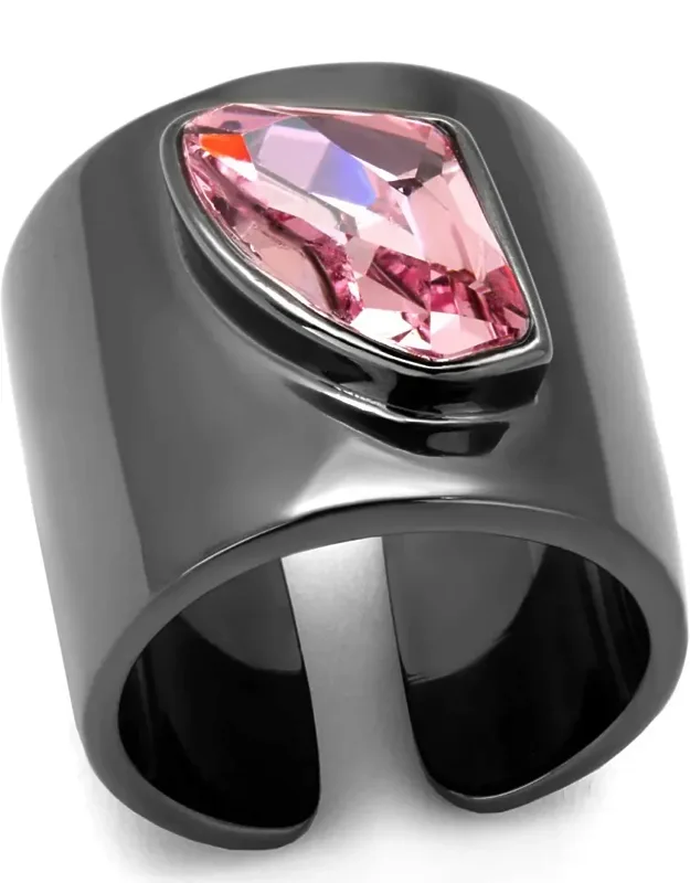 Light Stainless Steel Ring With Top Grade Crystal In Light Rose