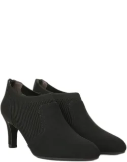 Gia Shooties
