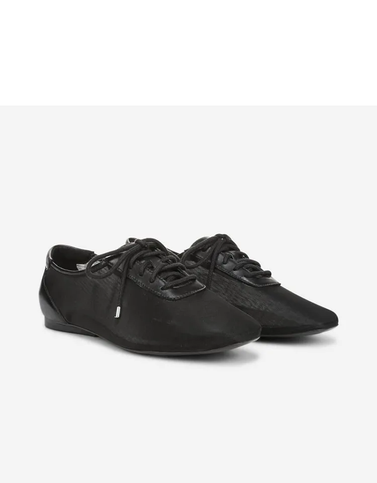 Chazz Oxford Shoes