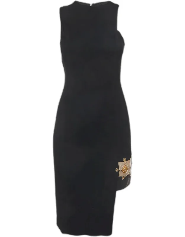 Crepe Sleeveless Fitted Dress