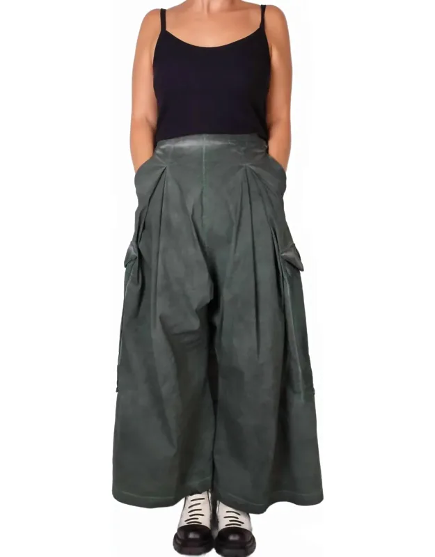 Wide Leg Trousers