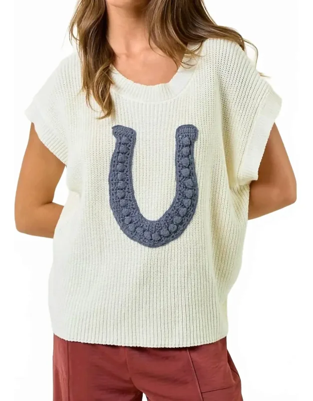 Horseshoe Ribbed Sweater Vest
