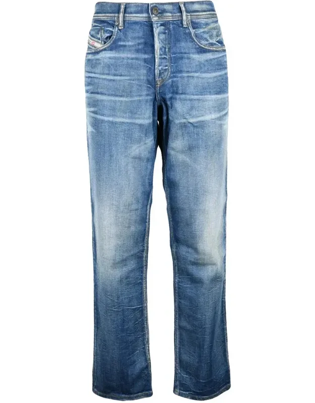 D-definitive Regular Fit Jeans - Relaxed Yet Sophisticated Look, Comfortable Denim Blend