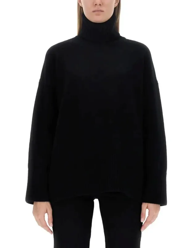 Relaxed Fit Cashmere Turtleneck Sweater