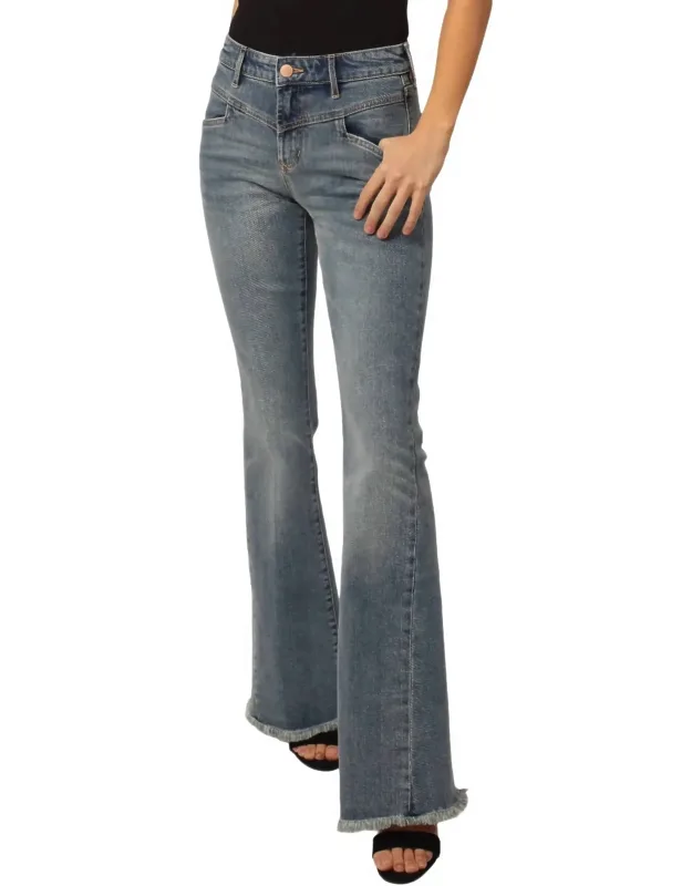 Rosa Flare Jeans