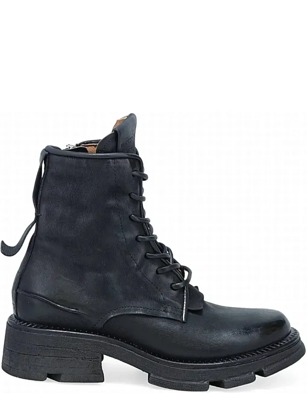 Lukie Boots