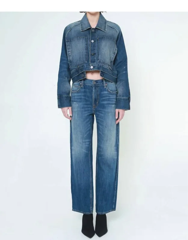 Straight Jeans