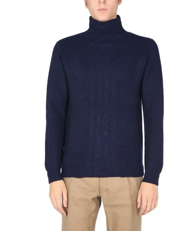 _turtleneck Sweater With Intricate Ribbed Knit Texture And Central Cable Knit Pattern_