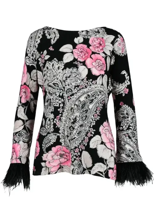 Underlayer Sweater With Feathers
