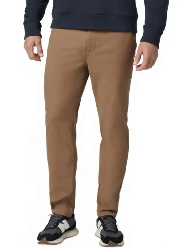Cascade Tech Chinos