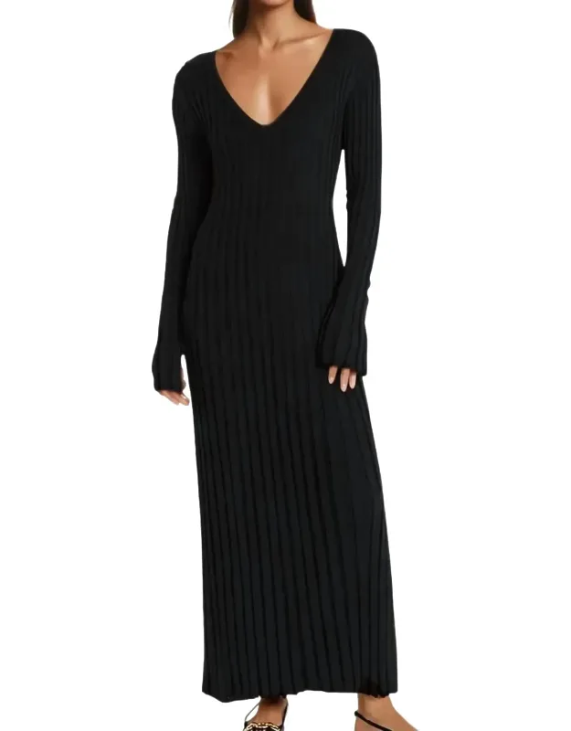 Wide Rib Knit Maxi Dress