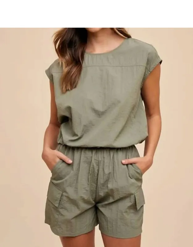 Utility Sportive Top & Cargo Shorts Set