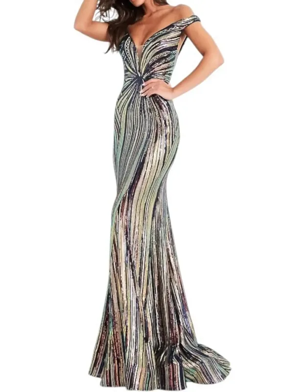 Off-the-shoulder Mermaid Dress