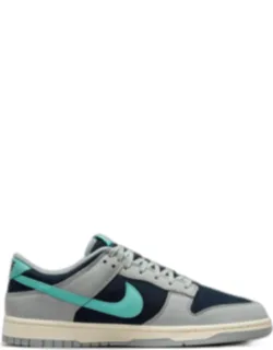 Dunk Low Retro Premium Sneakers