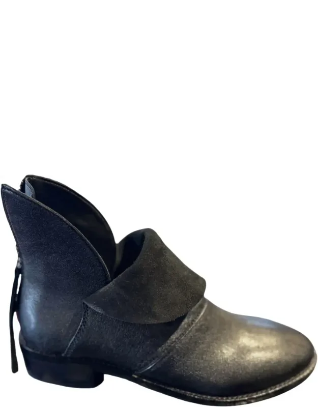 Nili Boots