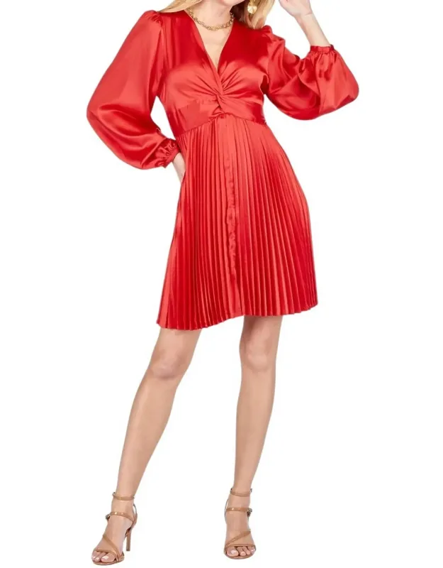 Front Twisted Pleated Dress
