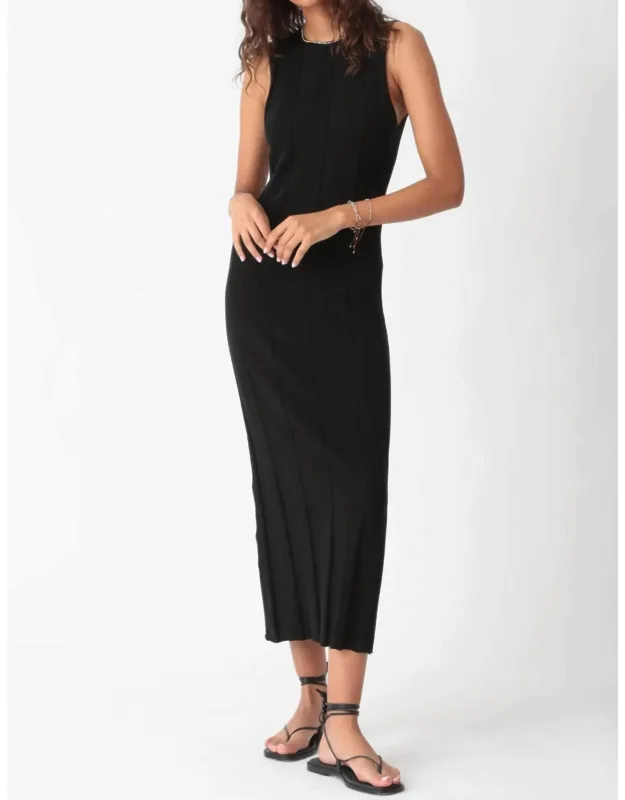 Wide Rib Knit Dress