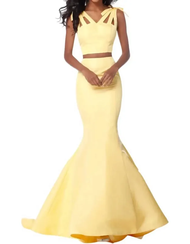 Two-piece Taffeta Prom Dress