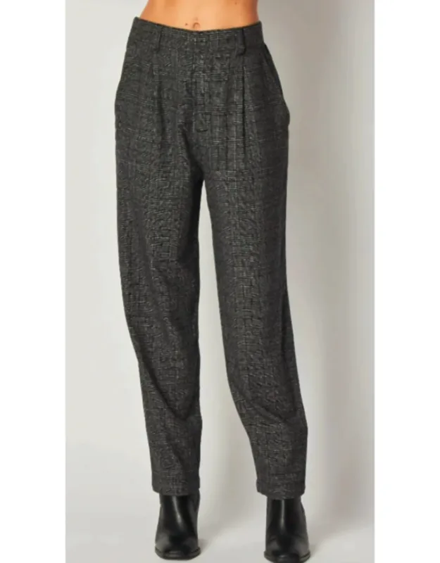 Relaxed Pleat Front Trousers In Glencheck Plaid