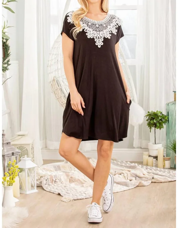 Lace Dress With Pockets