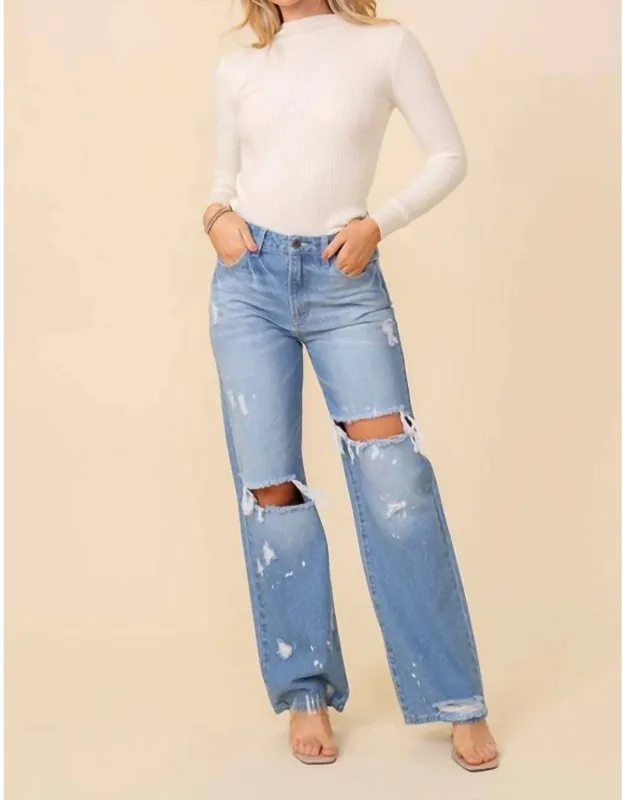 Distressed Straight Leg Jeans