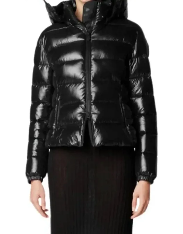 Cosmary Hooded Puffer Jacket