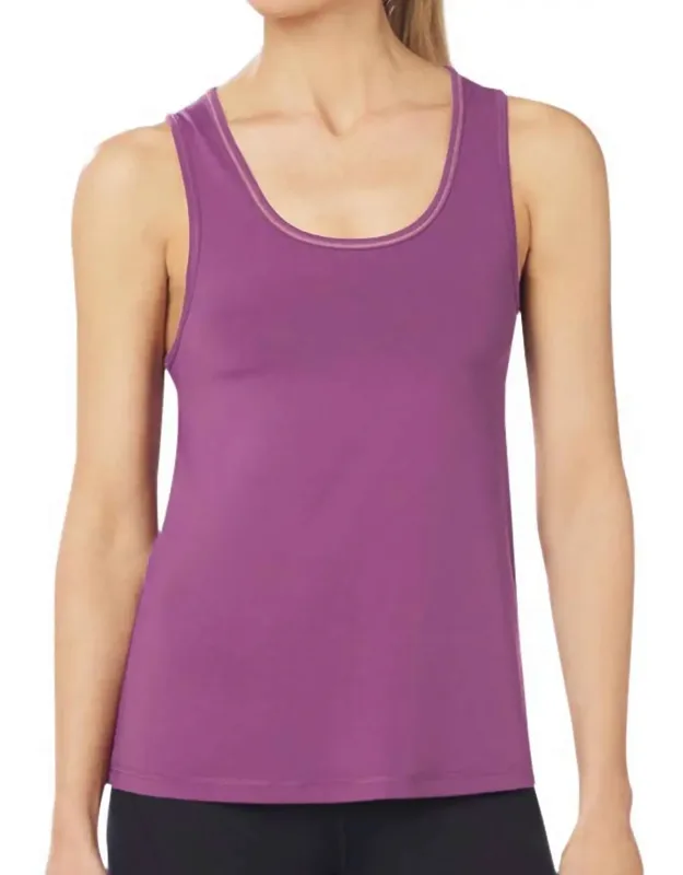Essential Tank Top