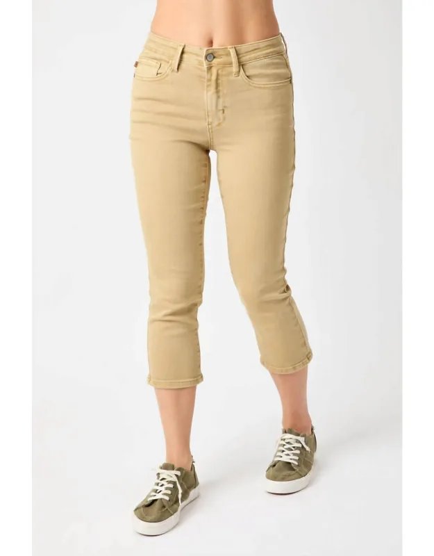 Capri Denim Pants