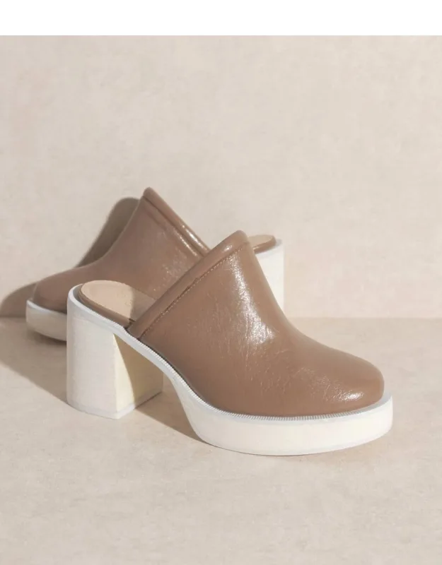 Ava Clogs